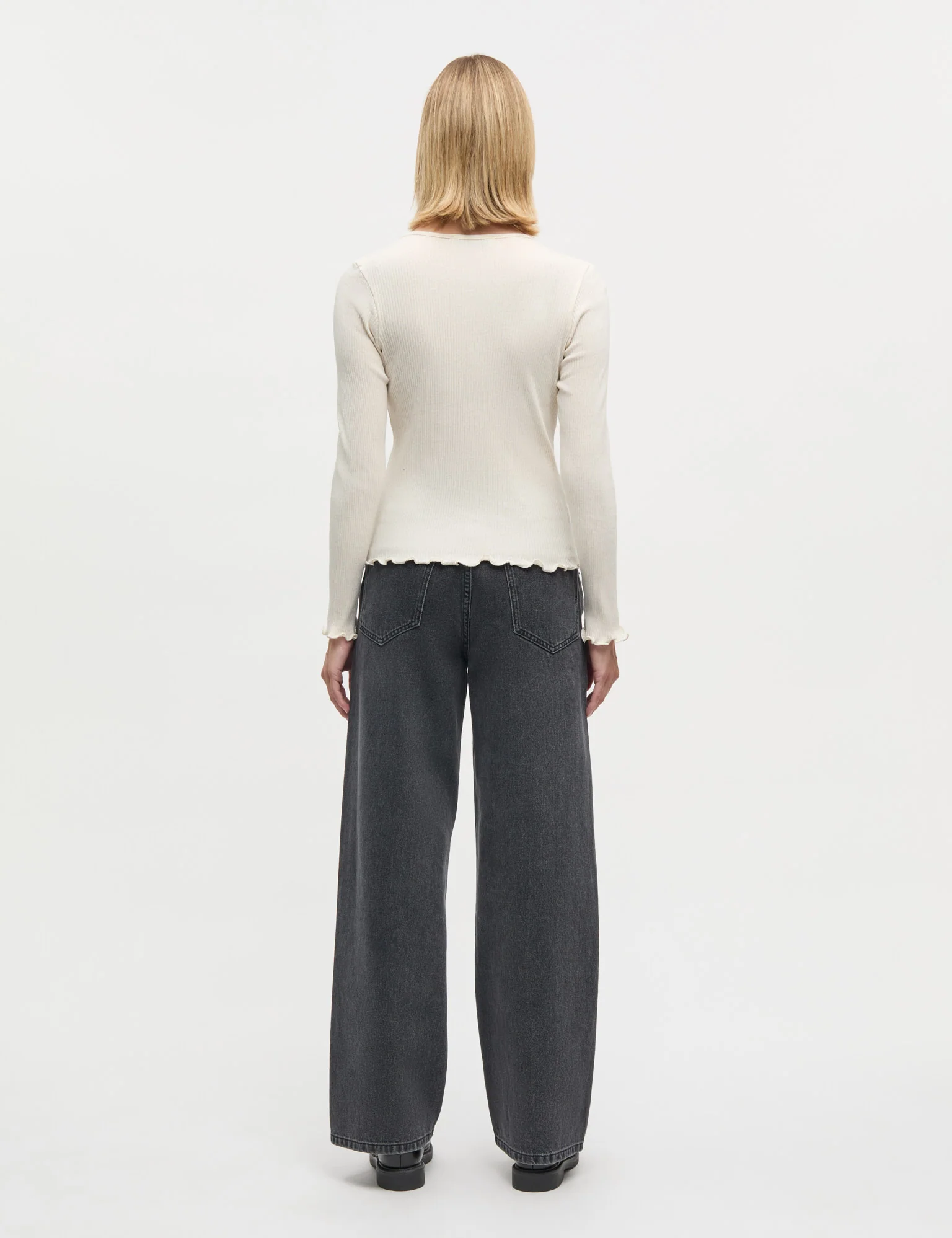 4x2 Teco Amy Cardigan, Almond Oil - Image 4