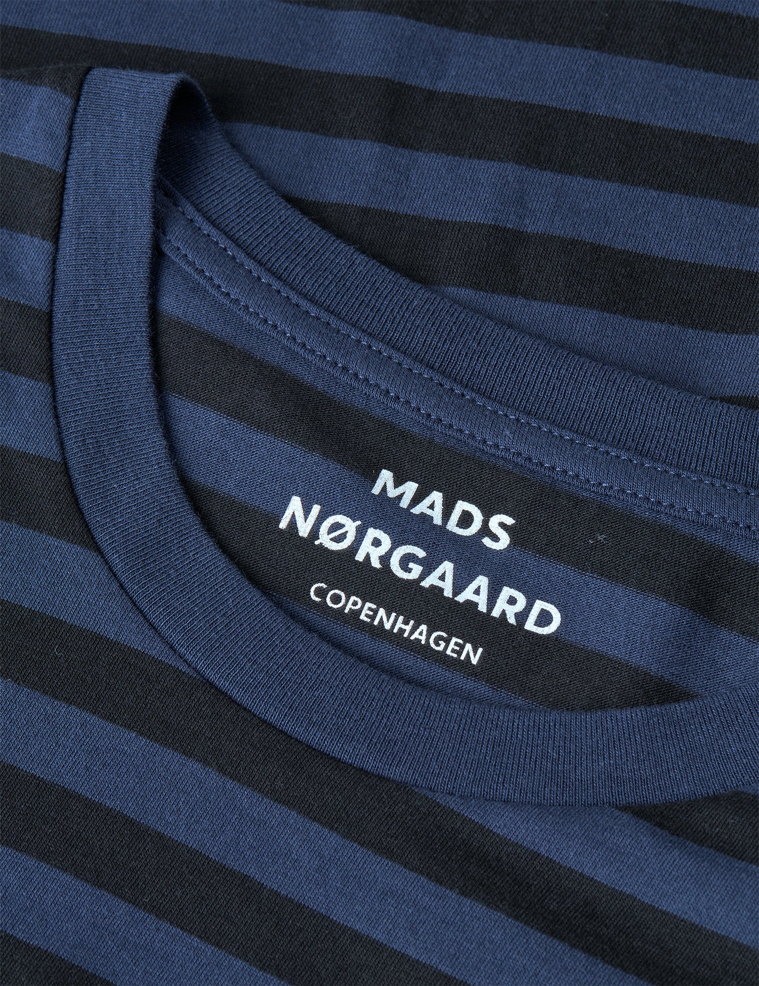 Fine Jersey Midi Thor Tee, Navy/Black - Image 2