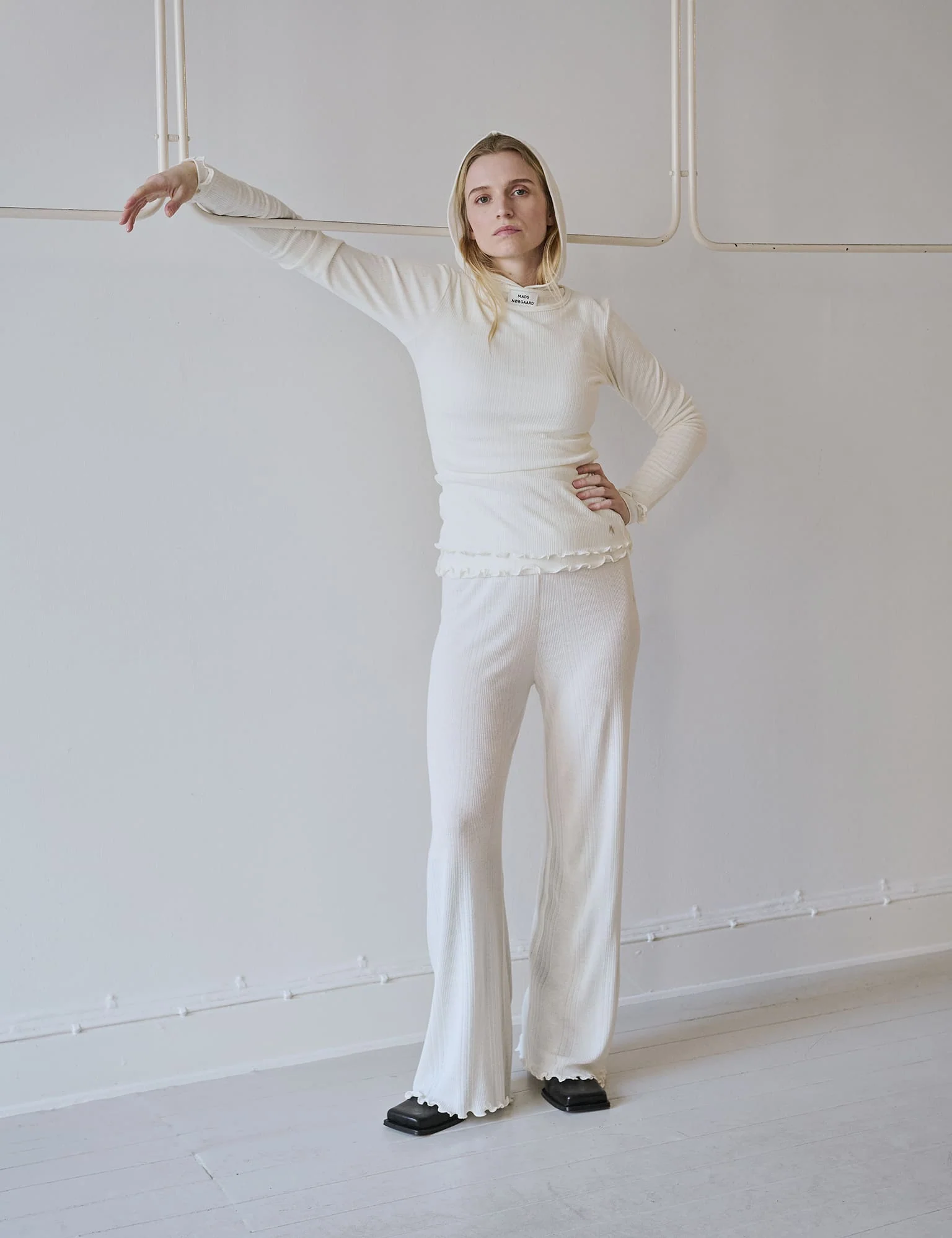 Point Wool Tilla Hood, Vanilla Ice - Image 4