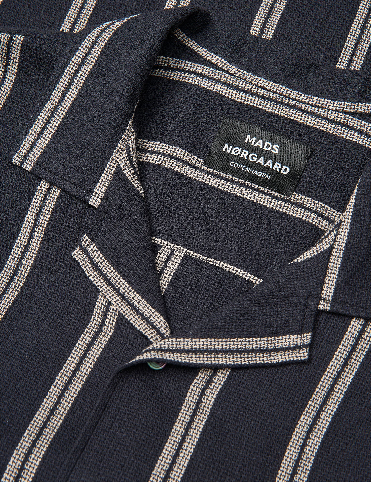 Texture Kenji Shirt SS ST., Black/Plaza Taupe - Image 2